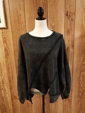 🥀🍋NWT BiBi Long-Sleeved Black Mineral-Wash Uneven Hem Sweatshirt (XL) 🥀